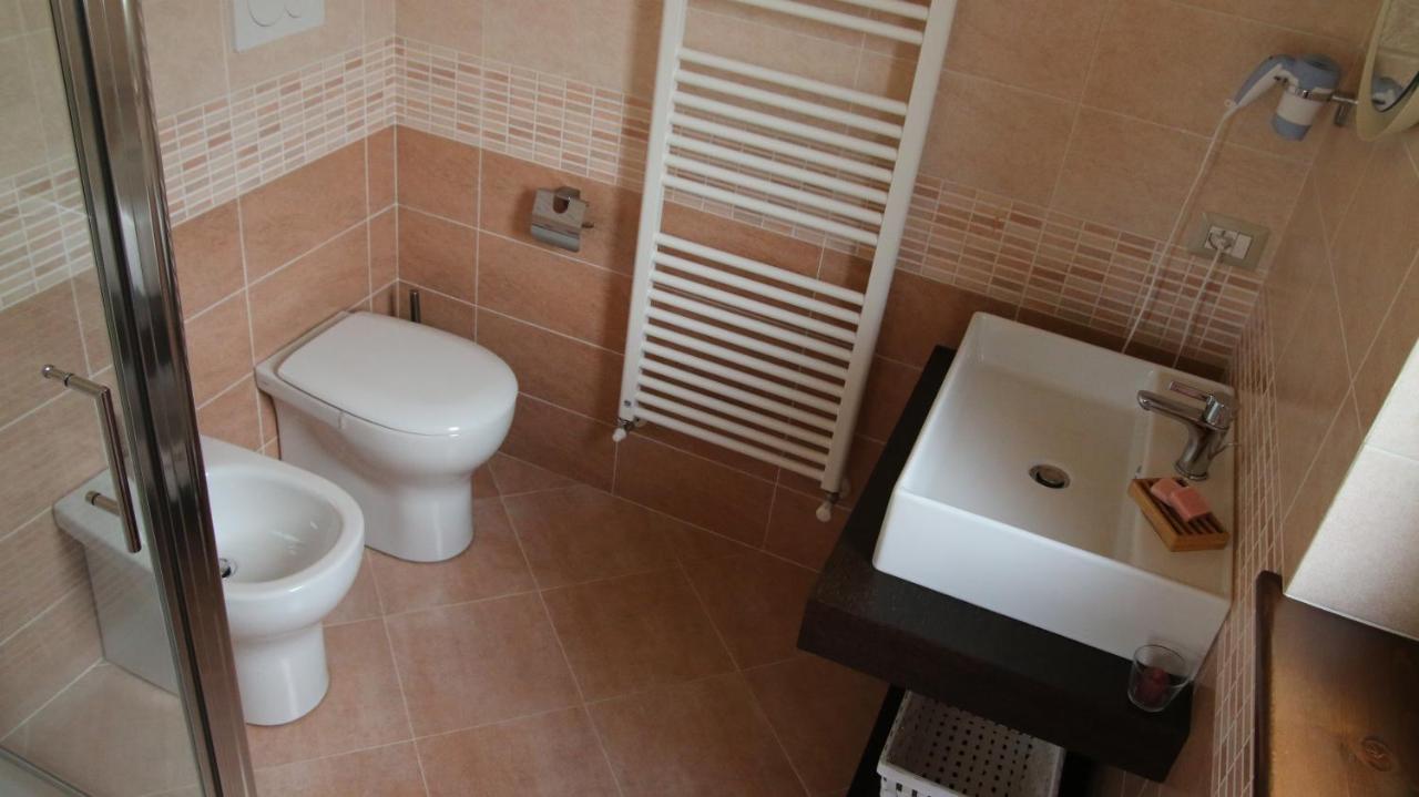 Bed and Breakfast Al Ginepro Montecchio  Esterno foto