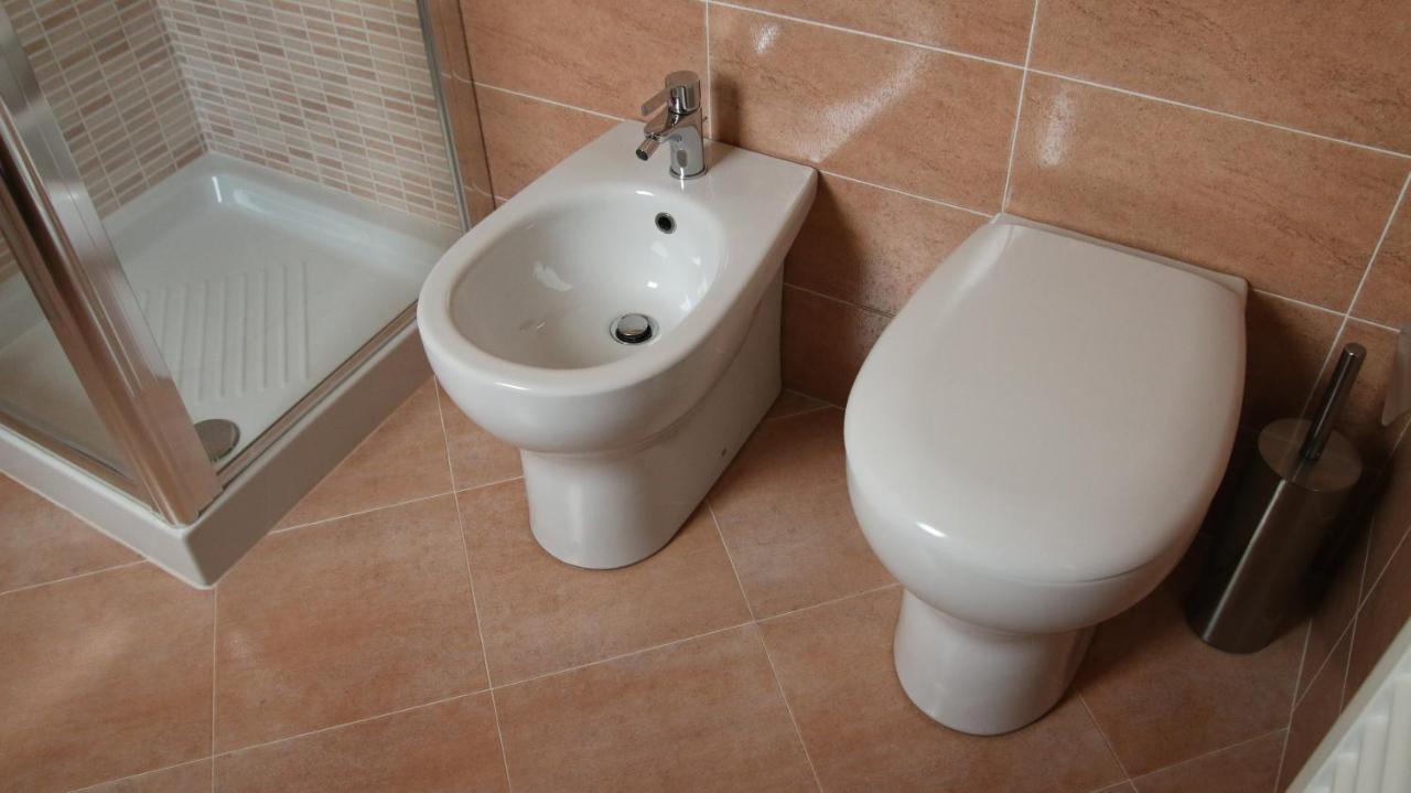 Bed and Breakfast Al Ginepro Montecchio  Esterno foto