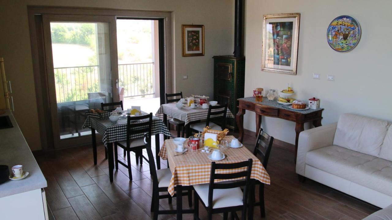 Bed and Breakfast Al Ginepro Montecchio  Esterno foto